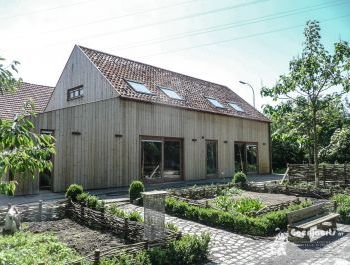 Houten bijgebouwen poolhouse seniorenwoning